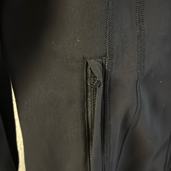 Lululemon dance studio Black Jacket - Picture 4 of 11